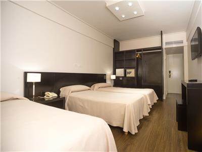 Hotel Versailles
